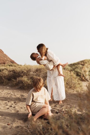 Family photography in Montaña La Tejita el Medano Tenerife South