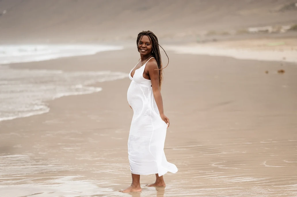 Pregnancy photoshoot in Tenerife