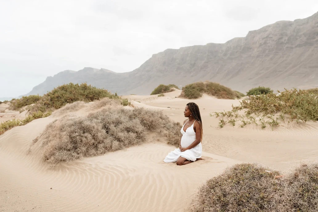 Pregnancy photoshoot in Tenerife