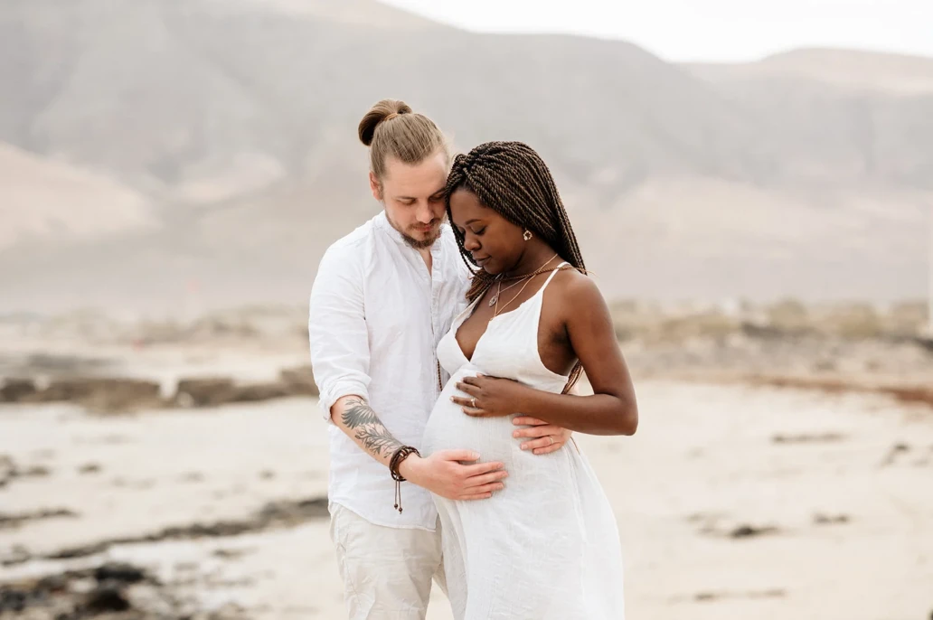 Pregnancy photoshoot in Tenerife