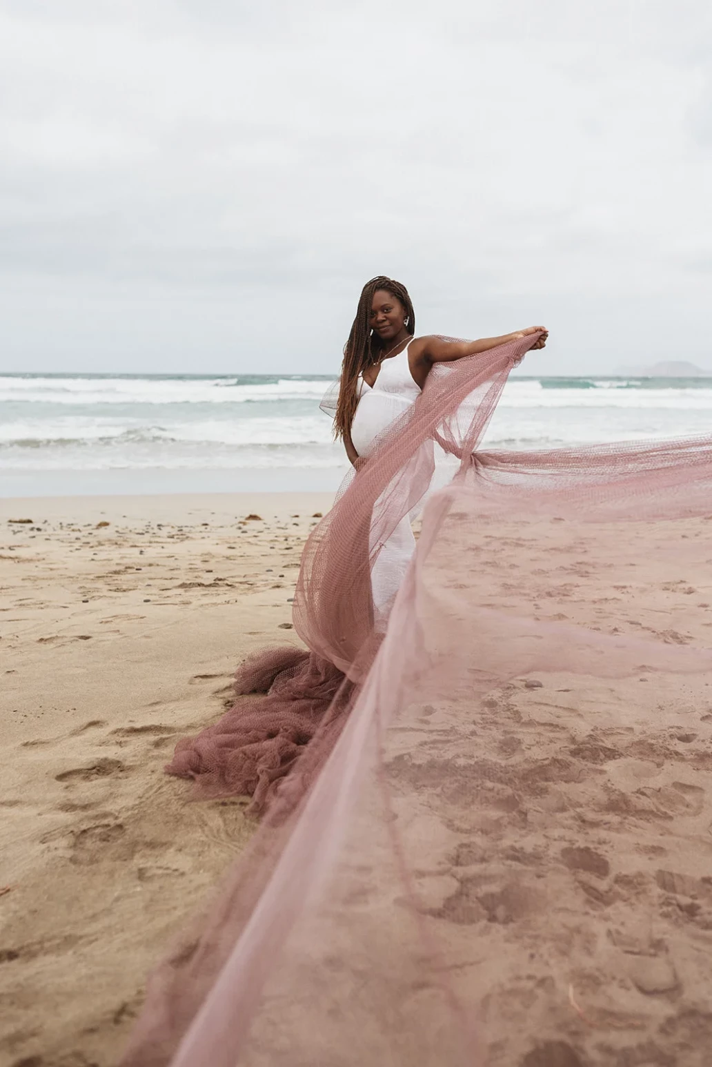 Pregnancy portrait photographer Lanzarote Lucilla Bellini